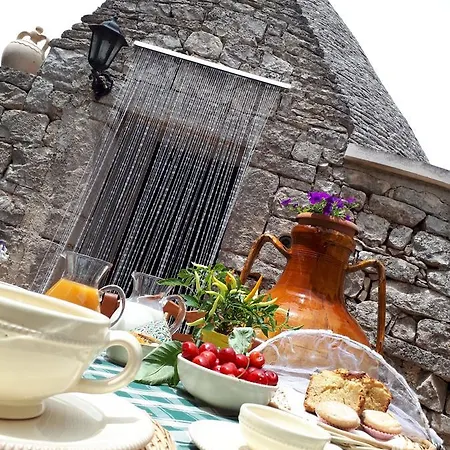 Bed & Breakfast Dimora Nei Trulli 3*
